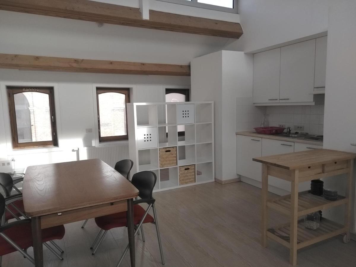 Sfeervol Rustige Loft Apartment Остенде Екстериор снимка
